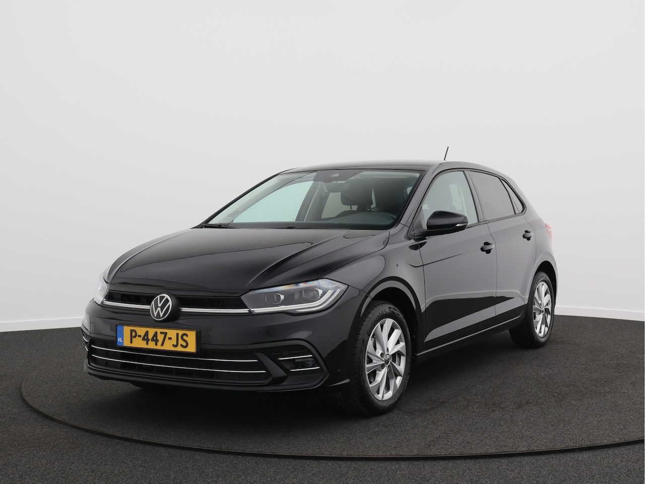 Volkswagen Polo - 1.0 TSI Style/ lage km/ zeer mooi! - AutoWereld.nl