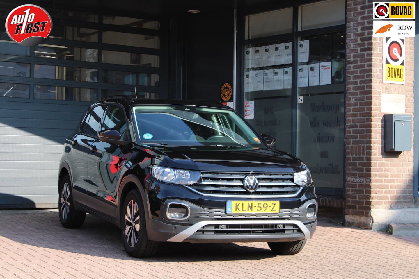 Volkswagen T-Cross - 1.0 TSI Move! / Carplay / Stoelverwarming / Adapt cruise / All season banden - AutoWereld.nl