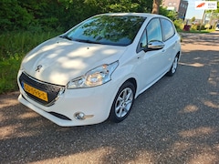 Peugeot 208 - 1.2 PureTech Style heel leuk wagentje