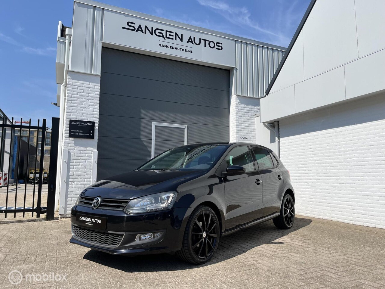 Volkswagen Polo - 1.2 TSI Highline DSG 17 inch Clima - AutoWereld.nl