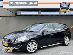 Volvo V60 - T3 Momentum Automaat | Navi | Cruise | Trekhaak