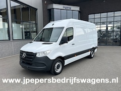 Mercedes-Benz Sprinter - 315 CDI L2 H2 RWD Pro MBUX / Trekhaak / Camera / Cruise control / Airco / 270 Graden achte