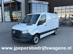 Mercedes-Benz Sprinter - 215 CDI L1 H1 / Trekhaak / Cruise control / Airco / 270 Graden achterdeuren