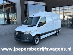 Mercedes-Benz Sprinter - 317 CDI L2 H2 Pro LED / MBUX / Navigatie / Camera / Parkeersensoren / Cruise control / Air