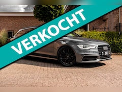 Audi A6 Avant - 2.0 TFSI Sport Edition 180 PK S-Line Pano Stoelverwarming Trekhaak 19''