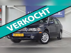 Volvo V40 - 1.8 Europa Volledig Onderhouden Trekhaak Xenon Leer Garantie Mooi