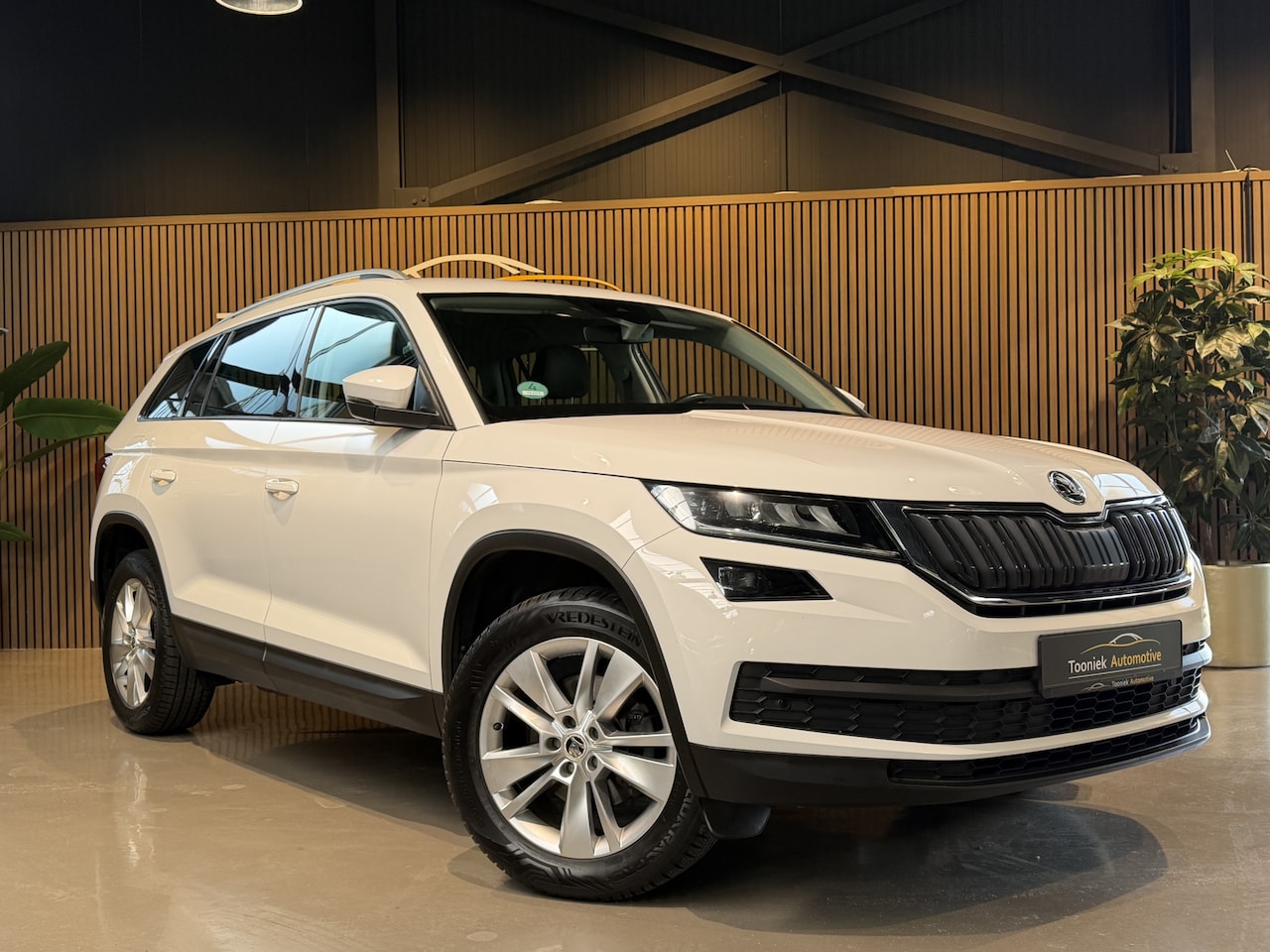 Skoda Kodiaq - 1.4 TSI ACT Ambition Business Automaat | Achteruirijcamera | full optins | Climate Control - AutoWereld.nl