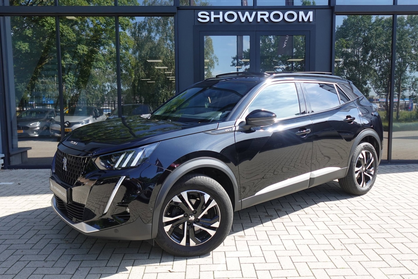 Peugeot 2008 - 1.2 PureTech GT PANO KEYLESS VOL' - AutoWereld.nl