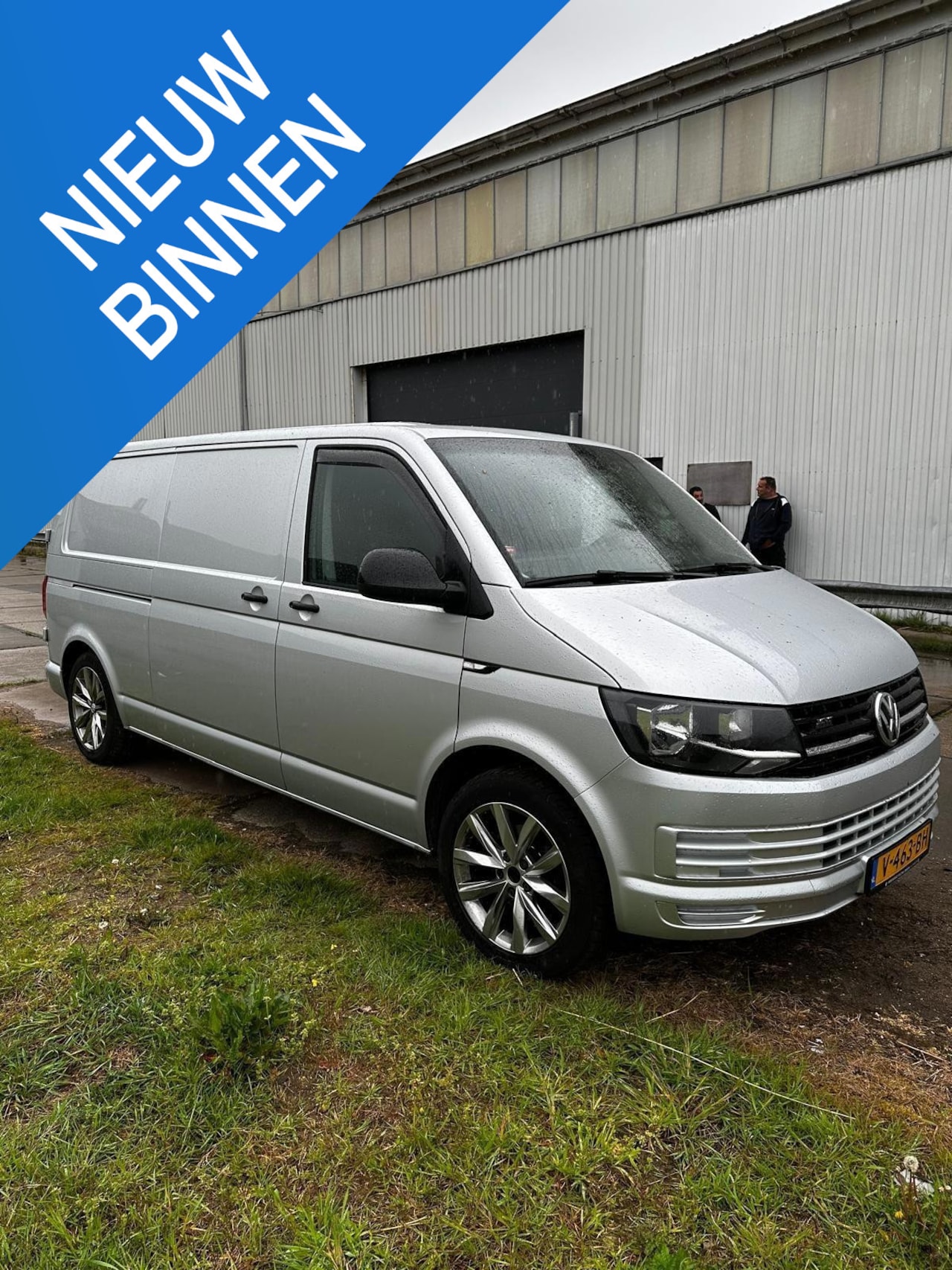 Volkswagen Transporter - 2.0 TDI L2H1 Comfortline 2.0 TDI L2H1 Comfortline - AutoWereld.nl