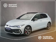 Volkswagen Golf - GTE 1.5 TSI eHybrid 272pk DSG Automaat Trekhaak, Black Style, Panoramadak, LED matrix kopl