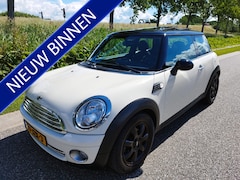 MINI 3-Deurs - 1.6 Cooper Chili * NW MOTOR * PANORAMADAK * Sportstoelen * Airco * Cruise
