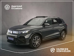 Volkswagen Tiguan - R-Line Edition 1.5 TSI eHybrid 204pk DSG Automaat Trekhaak, Panoramadak, Black Style, Adap