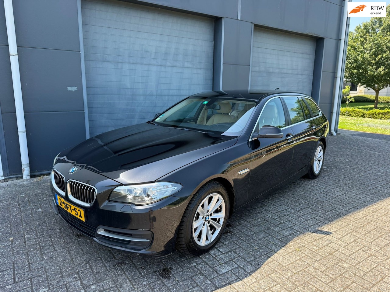 BMW 5-serie Touring - 520d Executive 2013 Automaat - AutoWereld.nl