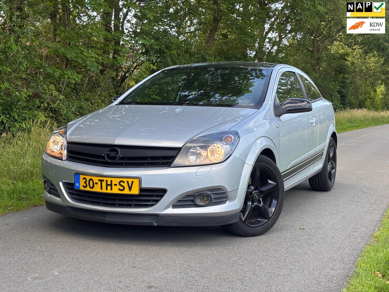 Opel Astra GTC - 1.6 Sport | Cruise control + Nwe APK Nu € 1.750,- !!! - AutoWereld.nl