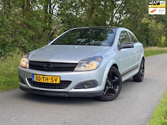 Opel Astra GTC - 1.6 Sport | Cruise control + Nwe APK Nu € 1.750,