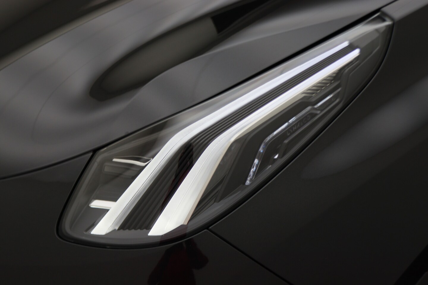 Lynk & Co 01 - 1.5 Plug-in Hybrid 360° Camera, Panoramadak, ACC, Apple Carplay, DAB, PDC, 20'' - AutoWereld.nl