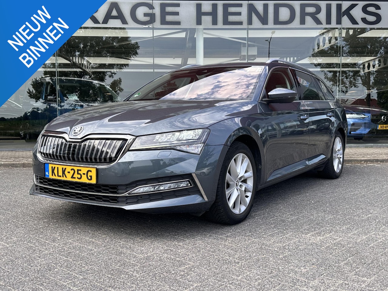 Skoda Superb Combi - 1.4 TSI iV Business Edition Plus | Trekhaak wegklapbaar | Comfort pack | - AutoWereld.nl