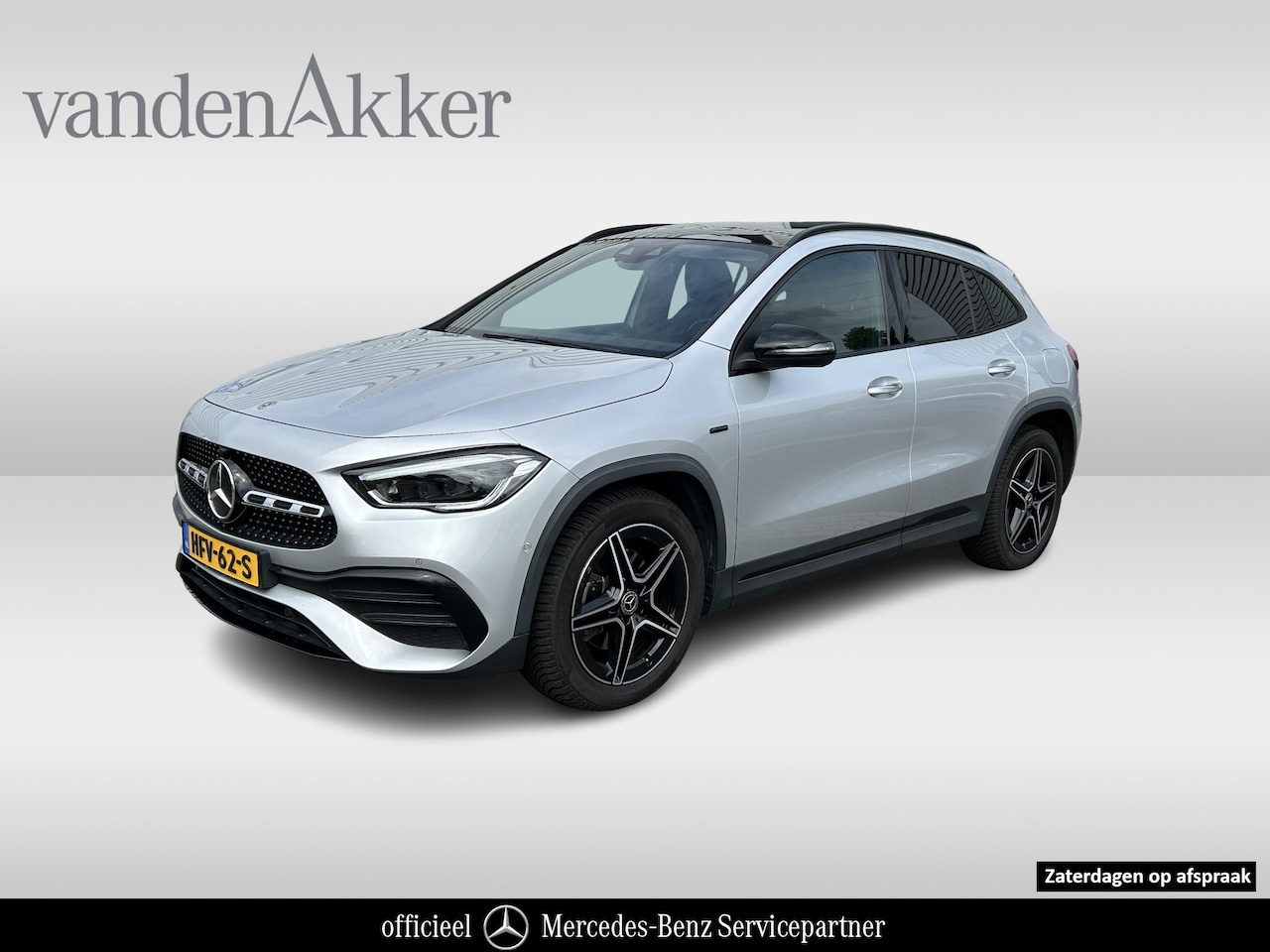 Mercedes-Benz GLA-Klasse - 250e AMG // Trekhaak // Panorama dak // Memory // Sfeerverlichting // Multi Beam LED // Ca - AutoWereld.nl