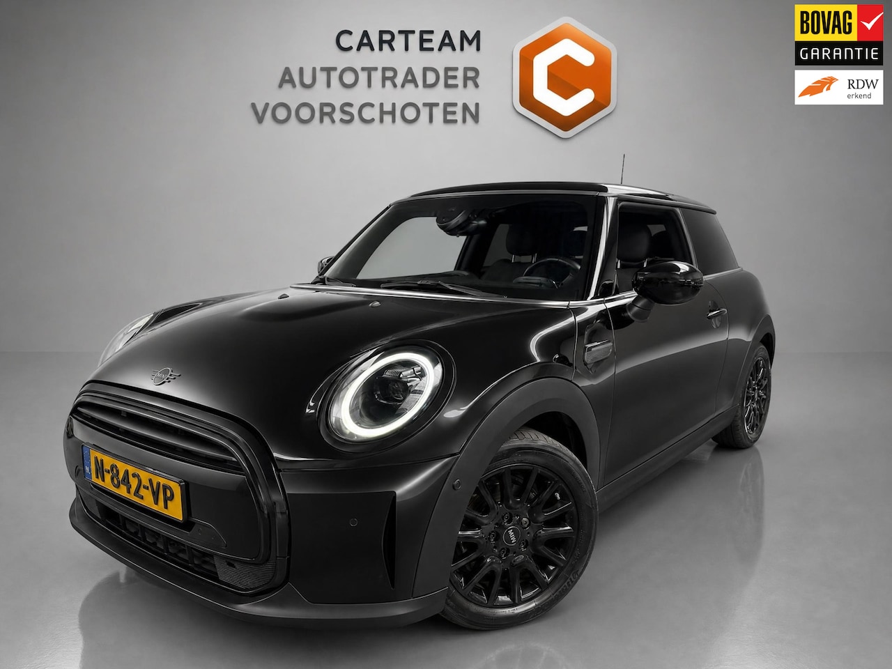 MINI 3-Deurs - 1.5 Cooper Classic |Achteruitrijcamera|Carplay| - AutoWereld.nl