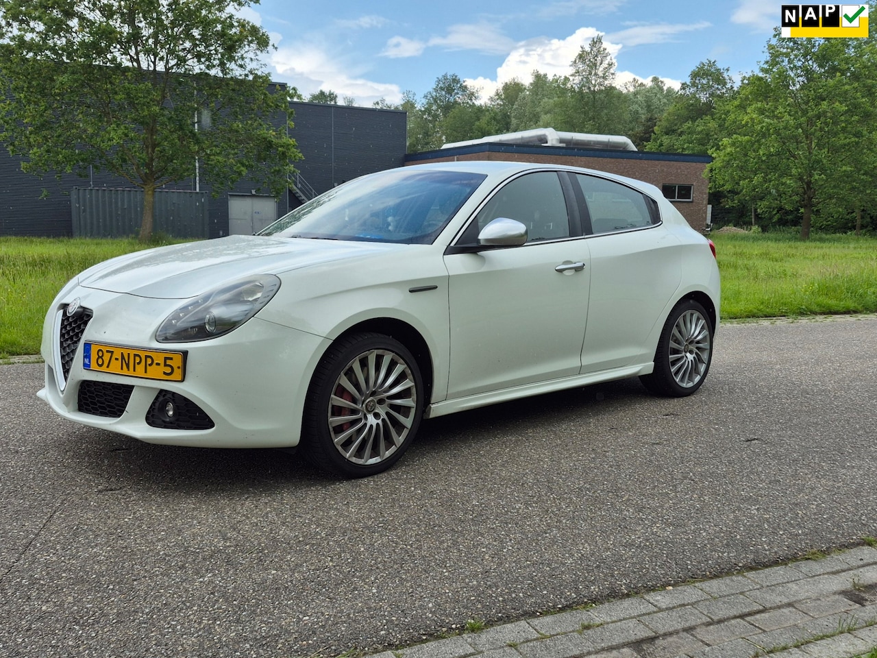 Alfa Romeo Giulietta - 1.4 T Distinctive 1.4 T Distinctive - AutoWereld.nl