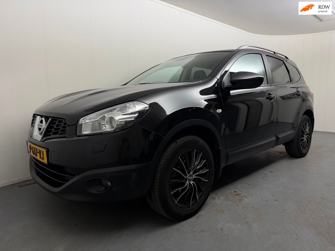 Nissan Qashqai+2 - 2.0 Tekna # Pano # Camera # Trekhaak # Navi # Clima # Xenon - AutoWereld.nl