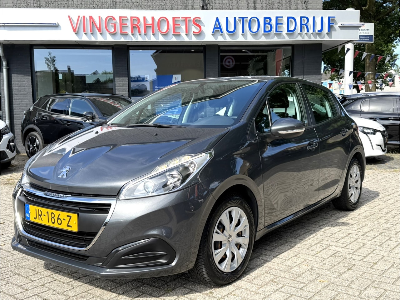 Peugeot 208 - Benzine 82 Pk 5-Deurs * Navigatie * Cruise Control * Airco * Vingerhoets; Vierde Generatie - AutoWereld.nl