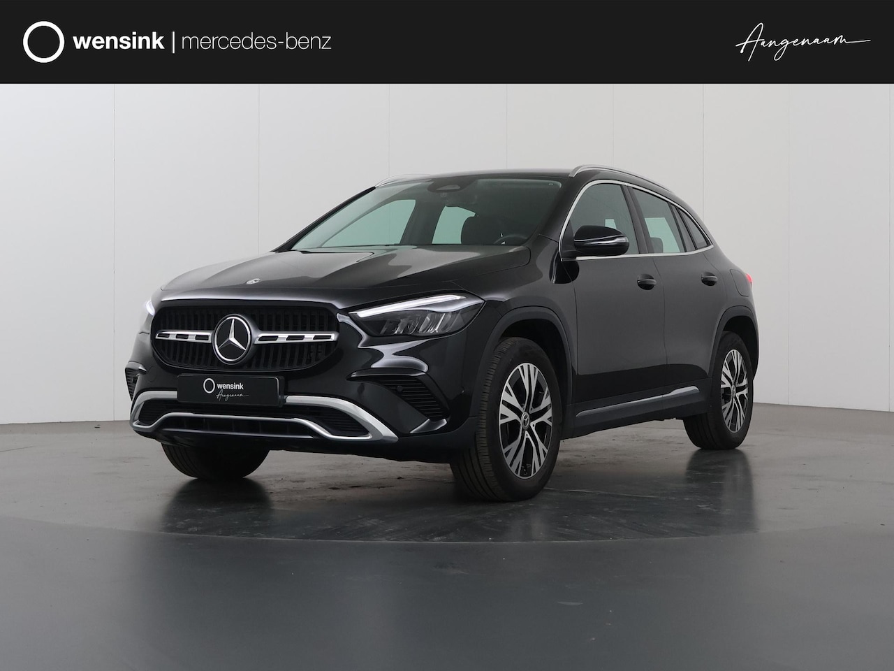 Mercedes-Benz GLA-Klasse - 250 e Luxury Line | Trekhaak | Verwarmd stuur | Winter pakket | 11 KW laden | Stoelverwarm - AutoWereld.nl