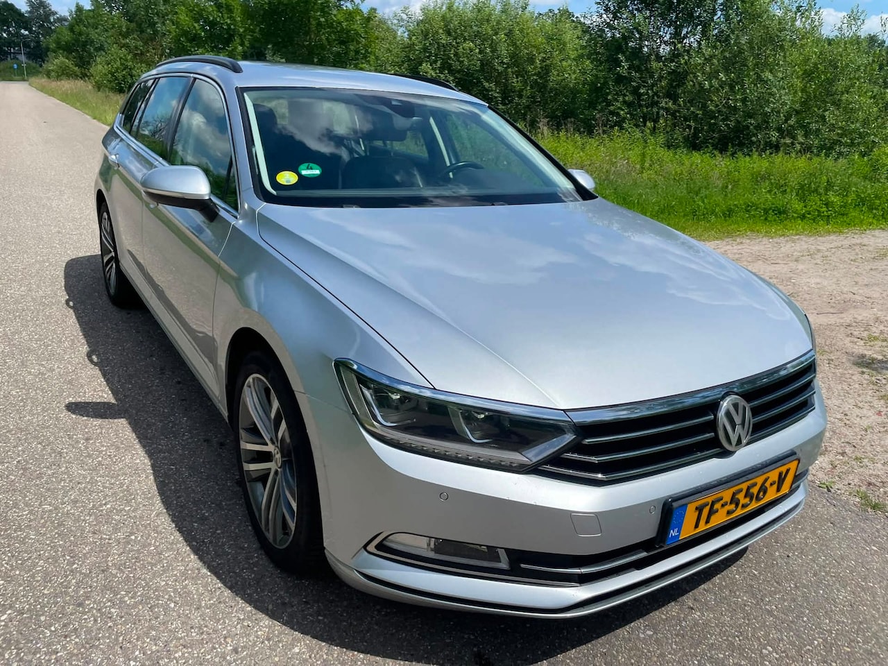 Volkswagen Passat Variant - 2.0 TDI Business Edition R 2.0 TDI Business Edition R - AutoWereld.nl