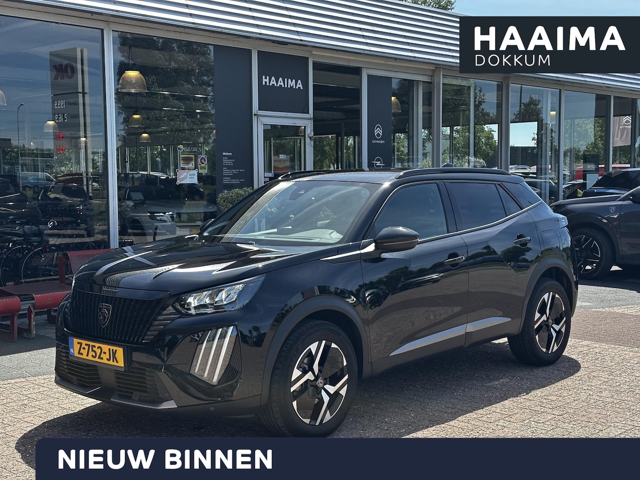 Peugeot 2008 - 1.2 PureTech 100 Allure Apple carplay/Android auto | Navigatie | Trekhaak | Zwarte hemelbe - AutoWereld.nl