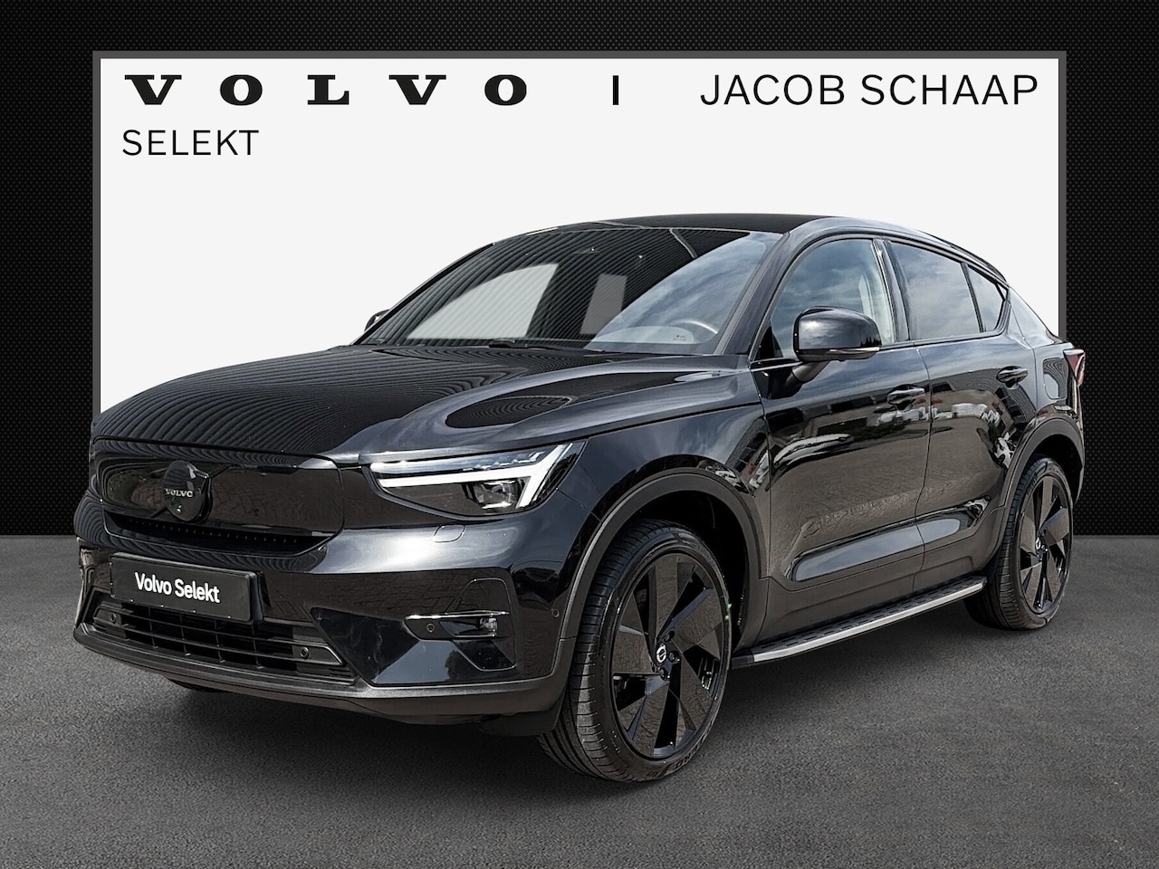 Volvo EC40 - Twin Motor Ultra Black Edition 82 kWh / Treeplanken / Trekhaak / 360 Camera / Harman/Kardo - AutoWereld.nl