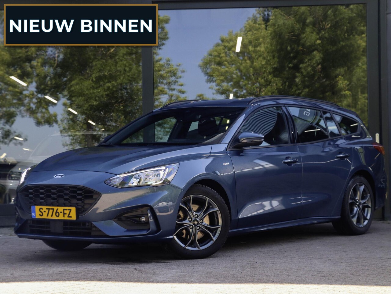 Ford Focus Wagon - 1.0 EcoBoost ST-Line Automaat | Trekhaak | Winterpack - AutoWereld.nl
