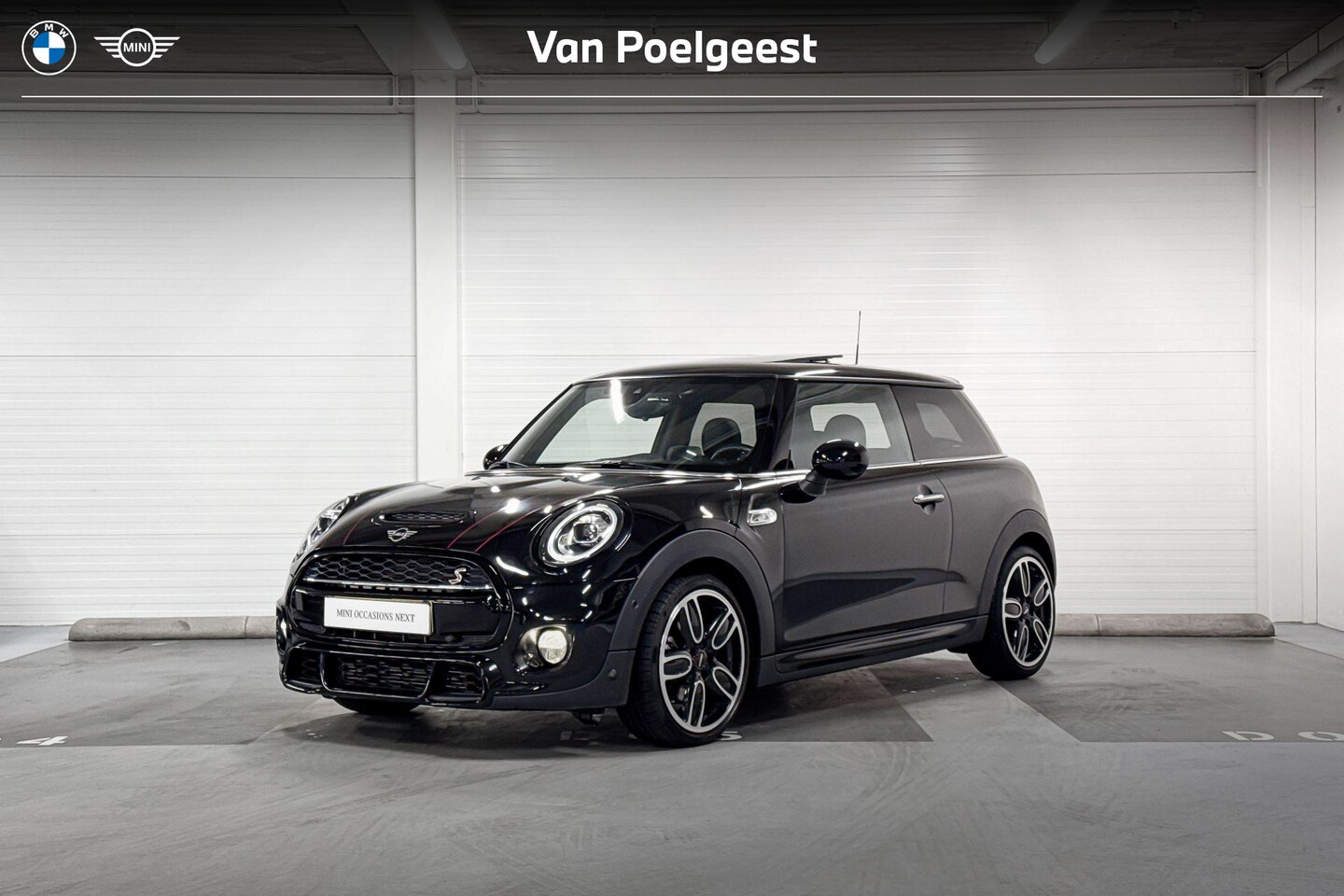 MINI 3-Deurs - Cooper S | Head-Up Display | Harman Kardon | Panoramadak | Selections 1000 - AutoWereld.nl
