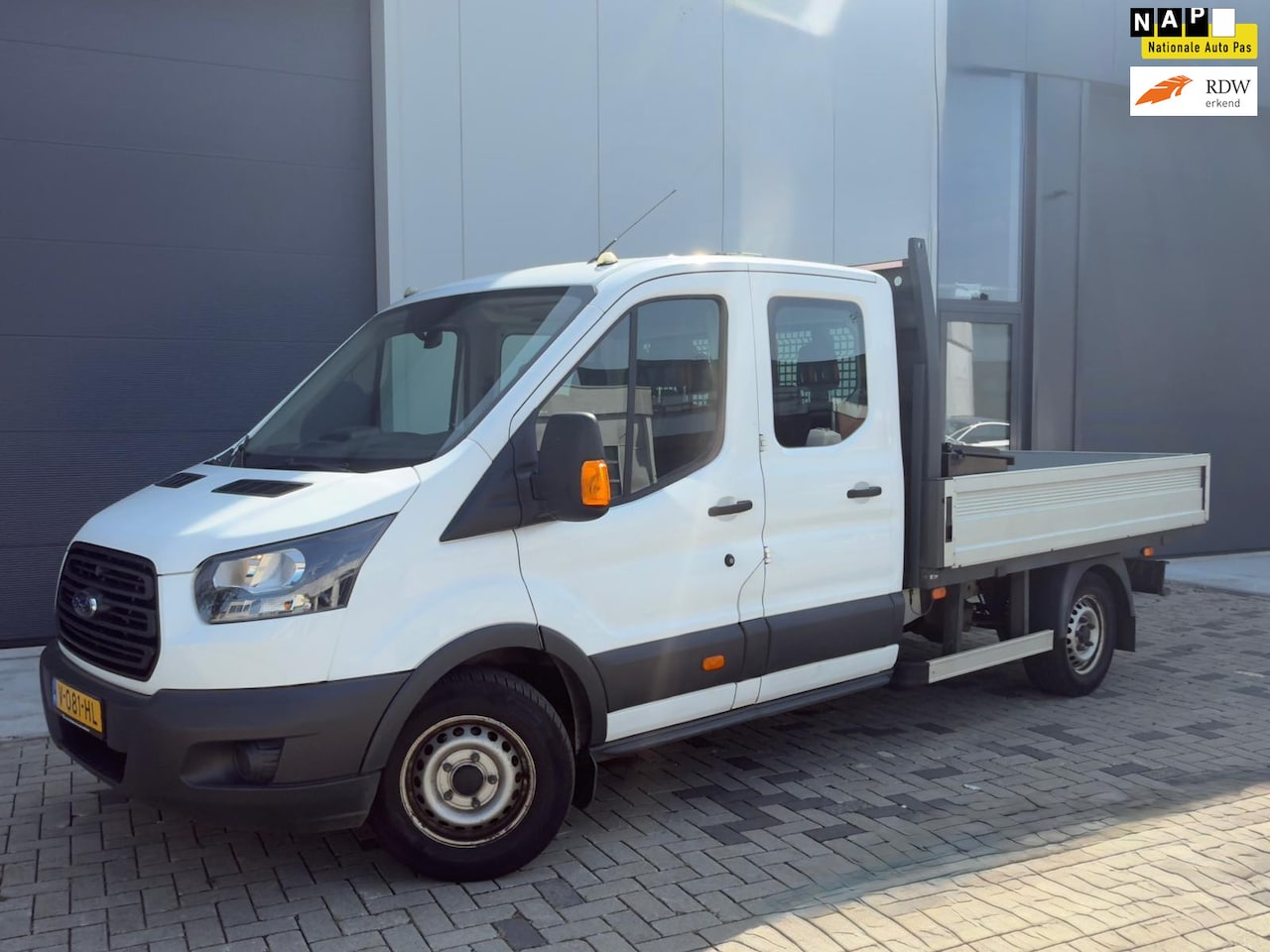 Ford Transit - 350 2.0 TDCI L3H1 DC Ambiente 350 2.0 TDCI L3H1 DC Ambiente - AutoWereld.nl