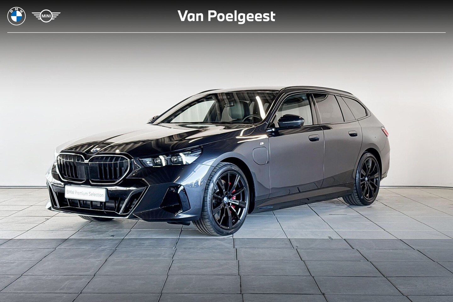 BMW 5-serie Touring - 550e xDrive M Sport Pro | Selections 500 - AutoWereld.nl