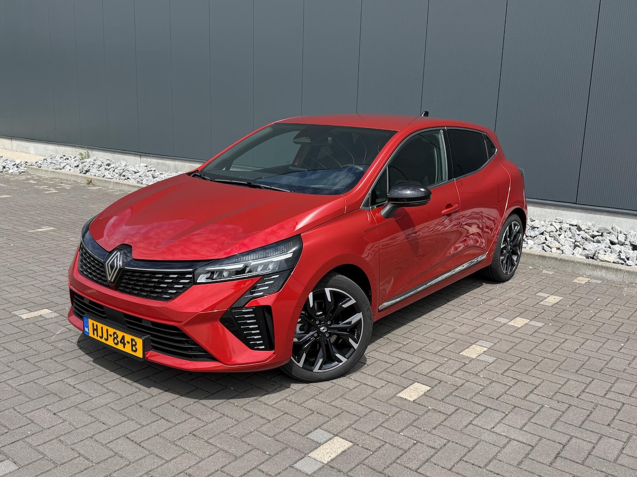 Renault Clio - 1.6 E-Tech Full Hybrid 145 techno | NAP | Winterpakket | Camera - AutoWereld.nl
