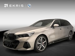 BMW 5-serie Touring - 530e | M Sportpakket Pro | Innovation Pack | Travel Pack | Comfort Pack