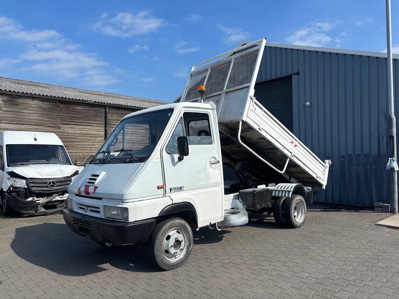 Renault Messenger B - Kipper - AutoWereld.nl