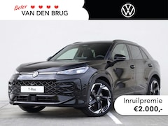 Volkswagen T-Roc - R-Line First Edition 1.5 eTSI 150 PK | Panoramadak | Black Style | Navigatie | Trekhaak |