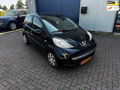Peugeot 107 - 1.0-12V XS