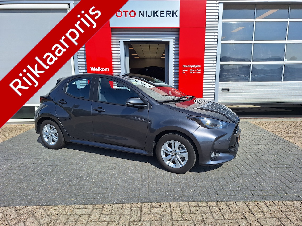 Toyota Yaris - 1.5 Hybrid 115 Active Plus met trekhaak - AutoWereld.nl