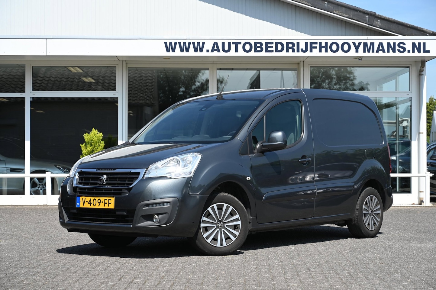 Peugeot Partner - 120 1.6 BlueHDi 3-persoons Carplay Marge - AutoWereld.nl