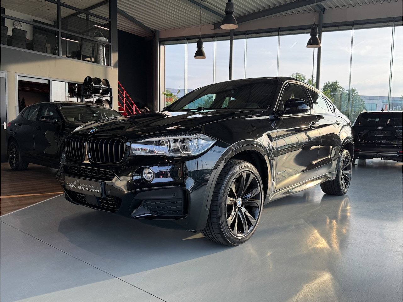 BMW X6 - xDrive40d High Exe M-Sport 20" trekh. B&O verw. voor- en achterst. - AutoWereld.nl