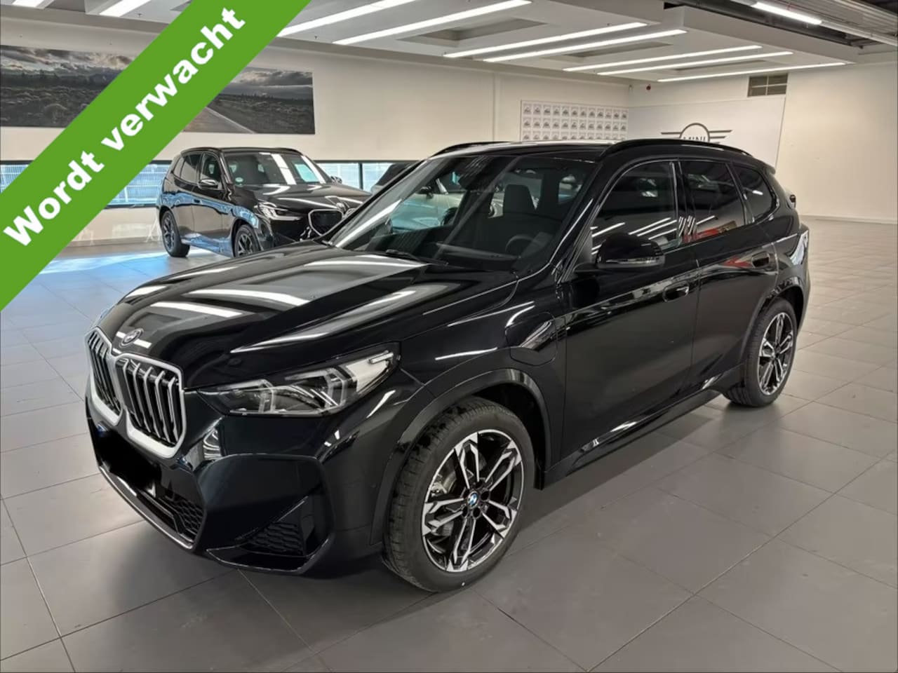 BMW X1 - xDrive25e M Sport Premium pakket Harman-Kardon Panoramadak Trekhaak Adaptieve Cruise Contr - AutoWereld.nl