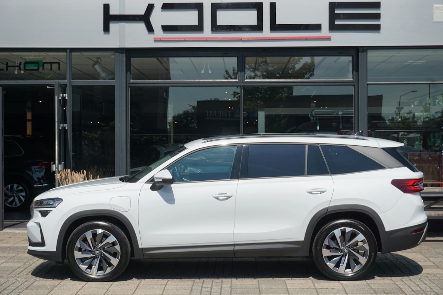 Skoda Kodiaq - 1.5 TSI PHEV Business Edition | PANO | Trekhaak - AutoWereld.nl