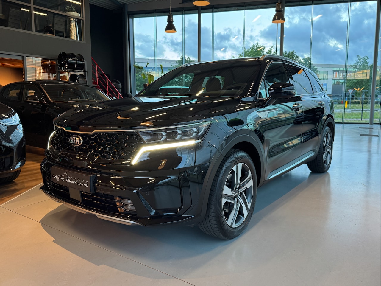 Kia Sorento - 1.6 T-GDi Hybrid 2WD ExecutiveLine 7p. 1.6 T-GDI Hybrid 2WD ExecutiveLine 7p. pano, HUD, trekh. VOL! - AutoWereld.nl