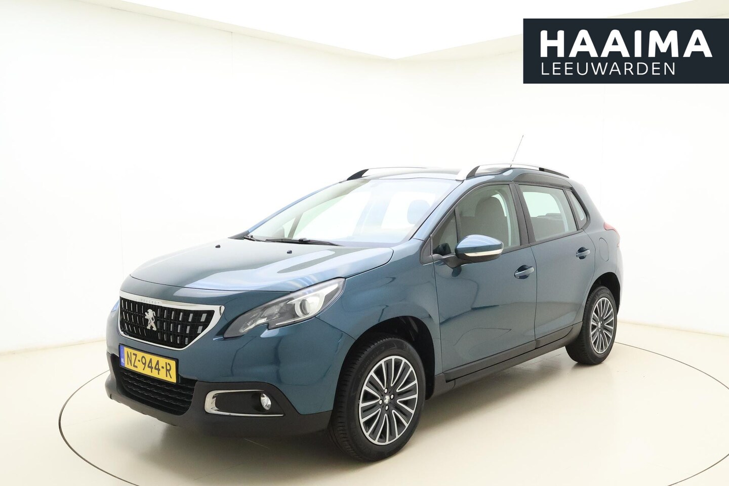 Peugeot 2008 - 1.2 PureTech Active | Trekhaak | Cruise control | Navigatie | Bluetooth | Climate control - AutoWereld.nl