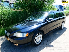 Volvo V70 - 2.0T 180pk 5-Cil. Edition II Automaat Leder Navi Trekhaak 1600kg