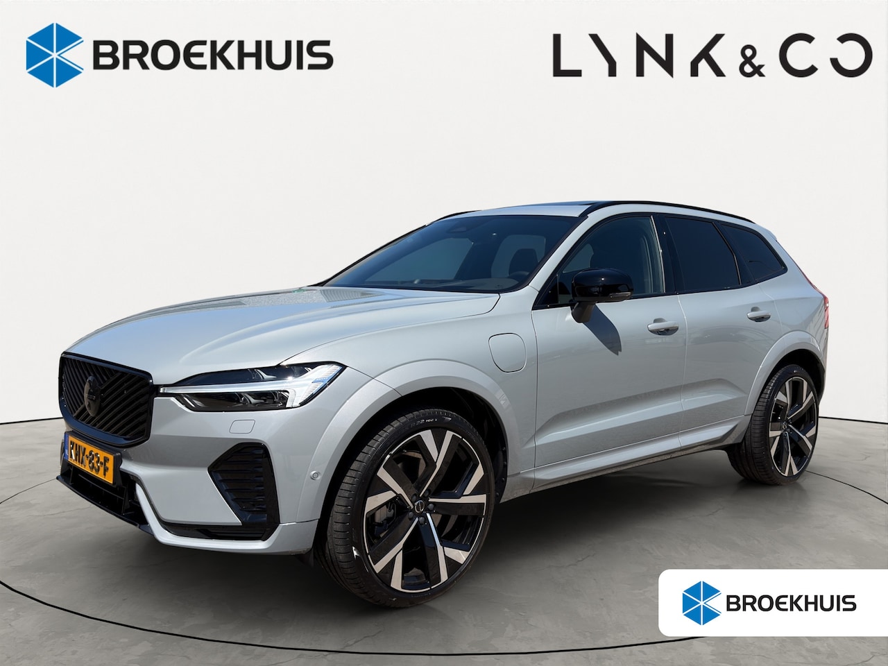 Volvo XC60 - 2.0 T8 Plug-in hybrid AWD Ultra Black Edition Exec | Trekhaak | 22'' Velgen | Extra getint - AutoWereld.nl