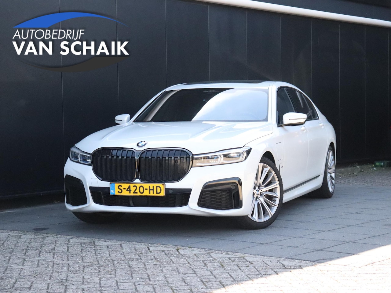 BMW 7-serie - 745Le xDrive M-SPORT | LEDER | MEMORY | SCHUIFDAK | ENTERTAINMENT | MASSAGE | LUCHTVERING - AutoWereld.nl