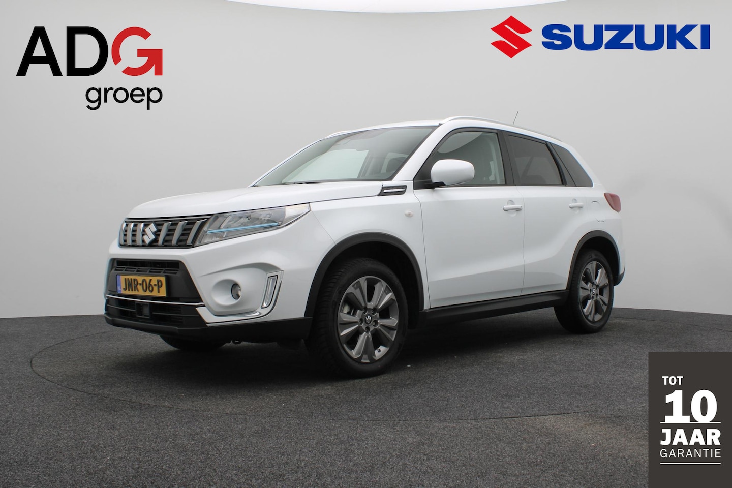 Suzuki Vitara - 1.4 Boosterjet Select Smart Hybrid | Stoelverwarming | Adaptieve cruise control | Navigati - AutoWereld.nl